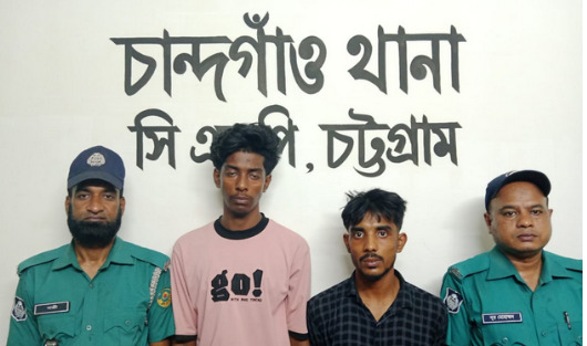 সিএমপি’র চান্দগাঁও থানার বিশেষ অভিযানে ২১ (একুশ) পিচ ইয়াবা ট্যাবলেটসহ গ্রেফতার ২
