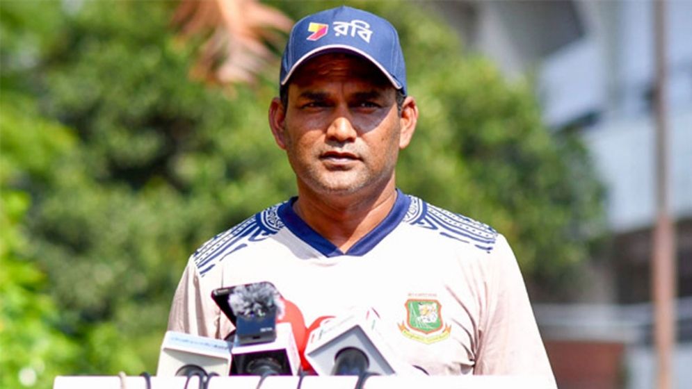‘বাংলাদেশ দলের অধিনায়কত্ব করা কঠিন কাজ’