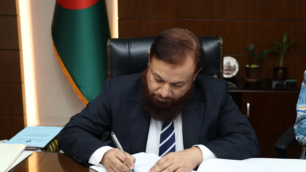 দায়িত্ব নিলেন নতুন সিআইডি প্রধান অতিরিক্ত আইজিপি মো. ছিবগাত উল্লাহ
