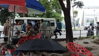 ‎হাতিরঝিলে অবৈধ দোকানপাট এবং স্ট্যান্ড বসিয়ে আনসার বাহিনীর চাঁদাবাজি   ‎