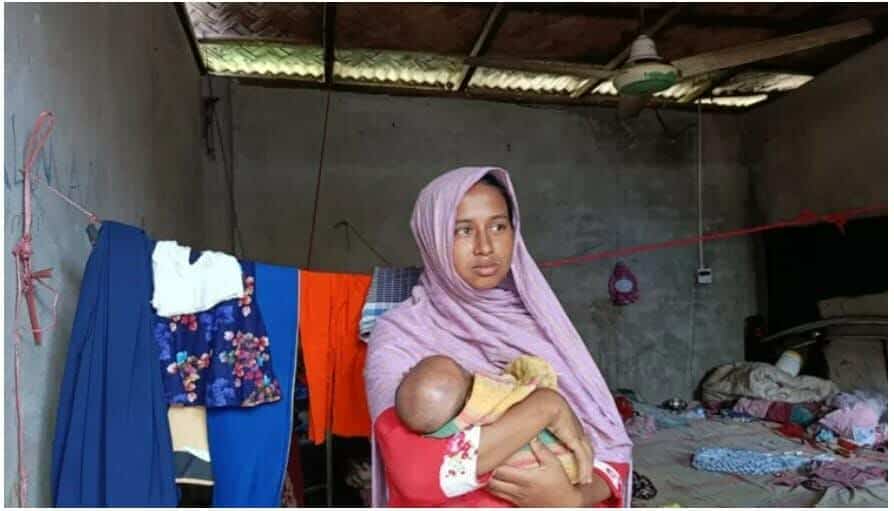 দ্বিতীয় বারের মতো সন্তান বিক্রি করতে চান এক মা।