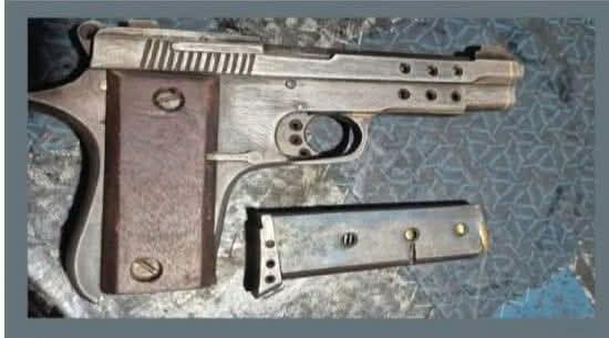 চট্টগ্রামে বিদেশী পিস্তলসহ এক যুবককে গ্রেপ্তার করেছে পুলিশ।