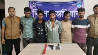 ঢাকার সাভারে ডাকাতির প্রস্তুতিকালে ডাকাত চক্রের পাঁচ সদস্য গ্রেপ্তার।