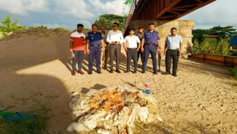 কর্ণফুলী নদী থেকে ১২ হাজার মিটার কারেন্ট জাল জব্দ।