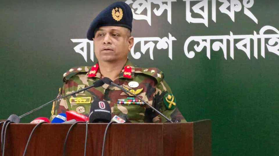 কোনো মব দিয়ে মুক্তিযুদ্ধ বা মুক্তিযোদ্ধাদের ছোট করার সুযোগ নেই: সেনা সদরের ব্রিফিং