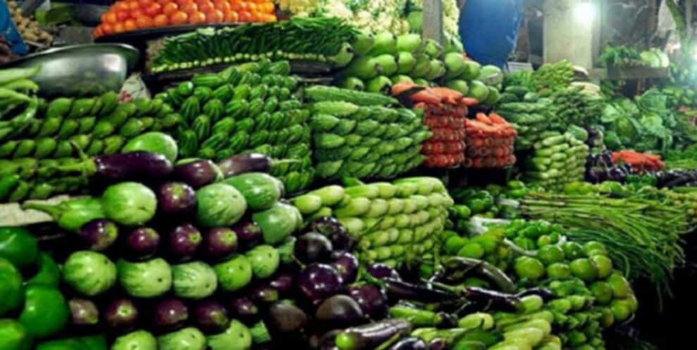 নিয়ন্ত্রণহীন হয়ে উঠেছে উখিয়ার কাঁচা বাজার : ক্রেতাদের নাভিশ্বাস!