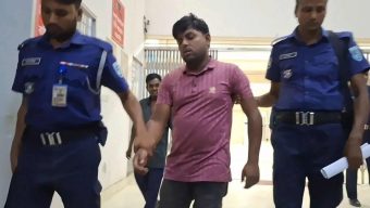 গাইবান্ধা জেলার গোবিন্দগঞ্জ উপজেলায় মোটরসাইকেল চোর আটক