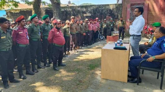 পলাশ বাড়ি মন্দিরের নিরাপত্তায় নিয়োজিত ৩৪৪জন আনসার-ভিডিপির সদস্যরা দিবেন ৫৭টি মন্দির পাহাড়া।