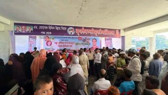 মনপুরায় বিনামূল্যে চক্ষু চিকিৎসা সেবা ও বিএনপির লিফলেট বিতরন করলেন এ্যাড.সিদ্দিক উল্লাহ মিয়া