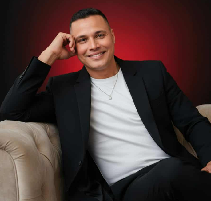 “তুমি ফাগুন হাওয়ার মিষ্টি ধ্বনি”  লেখক: শেখ তিতুমীর আকাশ।