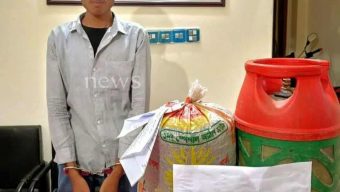 বাসের গ্যাস সিলিন্ডারের মধ্যে থেকে ১০ কেজি গাঁজা উদ্ধার, আটক ১ জন।