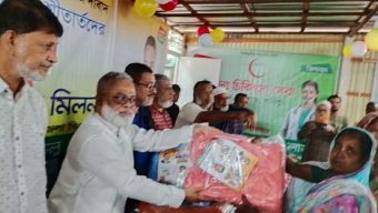 কালীগঞ্জে ১০০০ জন শীতার্তদের মাঝে নাজমুল গণি লাভলুর শীতবস্ত্র বিতরণ