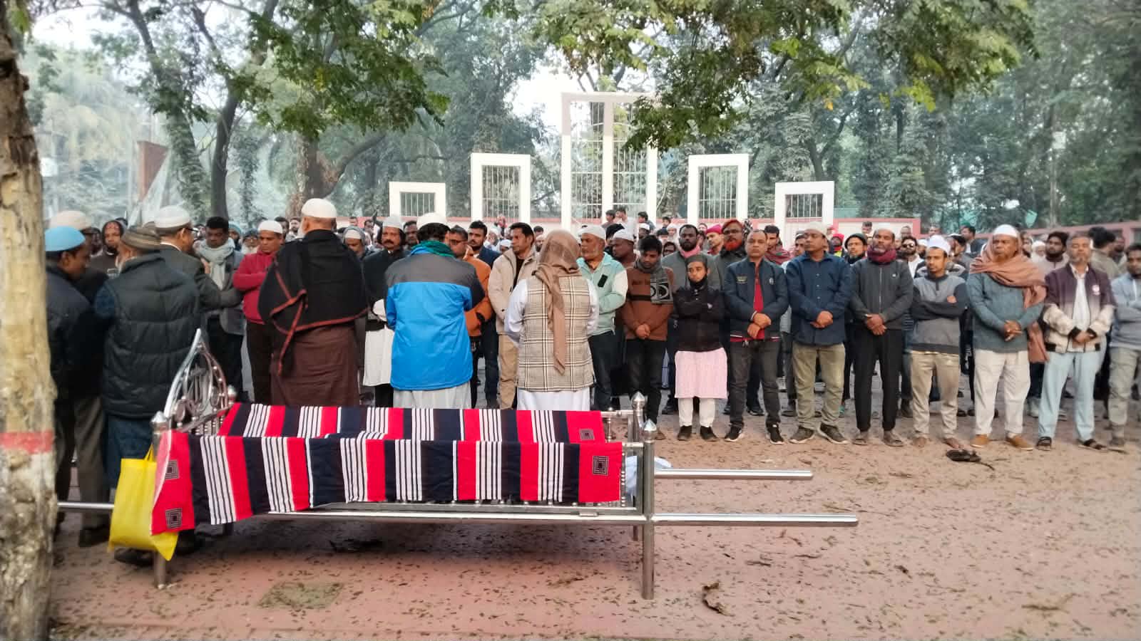 কালীগঞ্জে সাংবাদিক মো. মুক্তাদির হোসেন’র পিতার দাফন সম্পন্ন