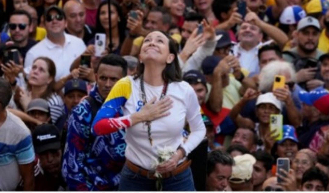 ভেনেজুয়েলায় মার্কিন হামলার পর প্রথম প্রকাশ্য বিবৃতিতে যা বললেন বিরোধী দলীয় নেত্রী মাচাদো