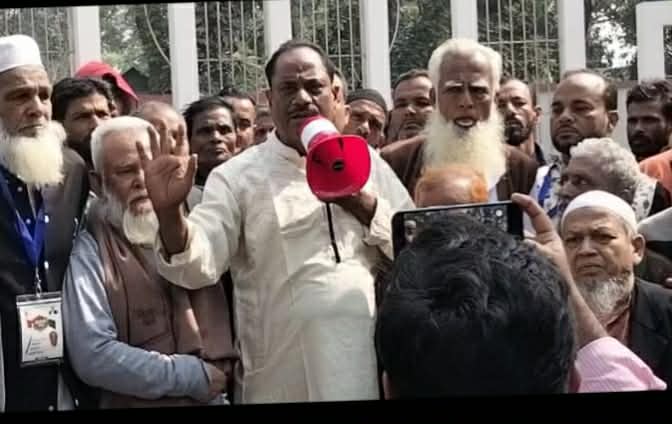 কালীগন্জে জনতার দলের মহাসচিব আজম খানের নির্বাচনী পথসভা।