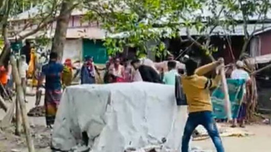 নেত্রকোনায় ঈদের জামাত শেষে মারামারি, আহত ৭