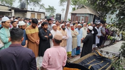কালীগঞ্জে ছাত্রদল নেতা প্রিন্সের পিতার দাফন সম্পন্ন