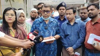 স্বাস্থ্যমন্ত্রীর আকস্মিক পরিদর্শনে হাসপাতালের ৪ জন ডাক্তার অনুপস্থিত